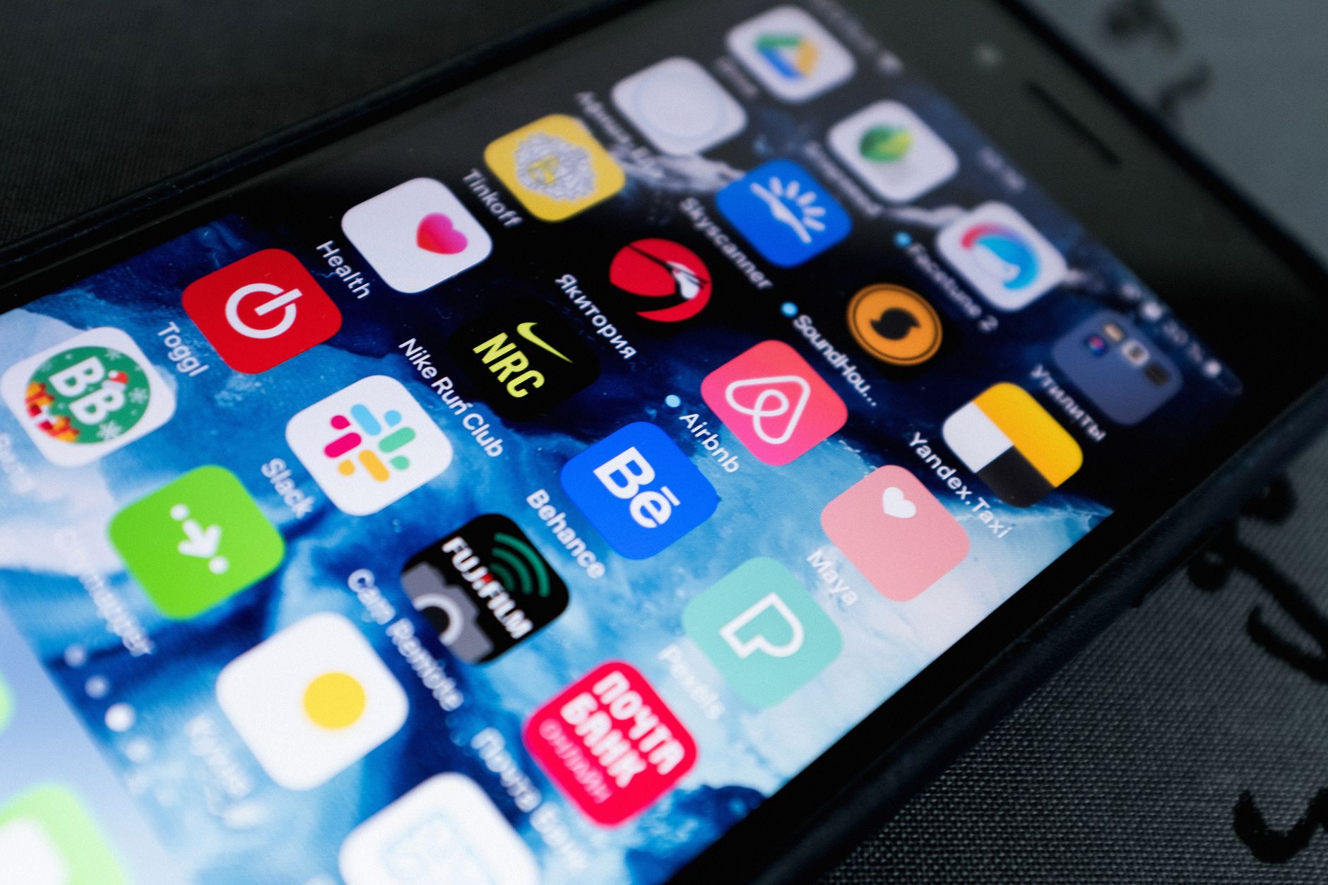 iOS 27 release candidates